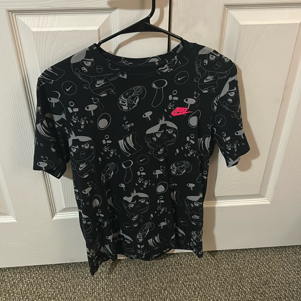 Nike t shirt